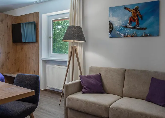 Chiemgaufuchs - Chiemgaukarte Apart Otel 3*